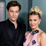 Millie Bobby Brown Resmi Menikah dengan Jake Bongiovi