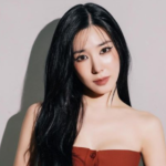 Tiffany Young Pancarkan Pesona Old Money di 'Uncle Samsik'