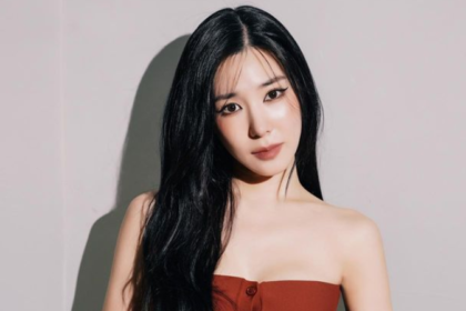 Tiffany Young Pancarkan Pesona Old Money di 'Uncle Samsik'