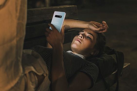 Kaitan Antara Ketagihan Media Sosial dan Insomnia