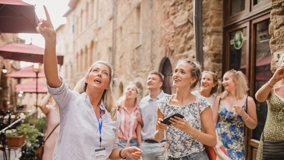 7 Manfaat Study Tour Buat Para Siswa, Ramai Jadi Perbincangan!