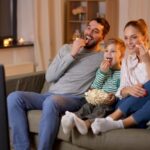 Bolehkah Anak-anak Nonton Film Horor? Cek Faktanya!