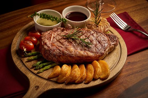 5 Kesalahan Makan Steak di Restoran yang Sering Terjadi
