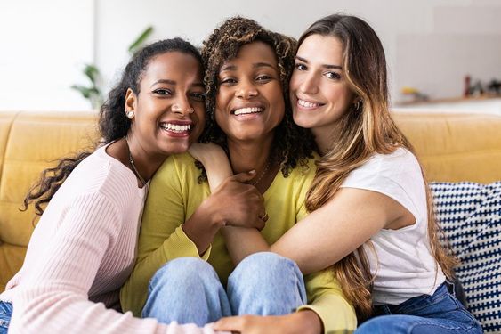 4 Zodiak yang Selalu Membantu Temannya