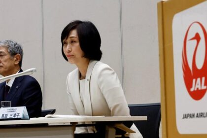 Kisah Mitsuko Tottori Eks Pramugari Jadi CEO Japan Airlines