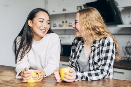 5 Zodiak Terkenal Open Minded, Gak Suka Asal Judging!