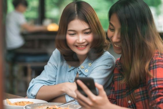 6 Tanda Kamu Lebih Cerdas dari yang Kamu Kira