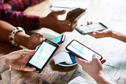 Etiket Split Bill ketika Makan Bersama Teman, Wajib Diingat!