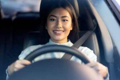 5 Posisi Menyetir yang Ergonomis