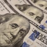 Dampak yang Terjadi Jika Dolar Tembus ke Rp17 Ribu