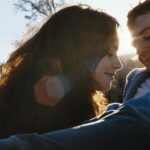 8 Rekomendasi Film Kisah Cinta Gagal Move On, Bikin Gregetan!