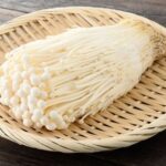 5 Manfaat Jamur Enoki untuk Tubuh dan Tips Mengolahnya