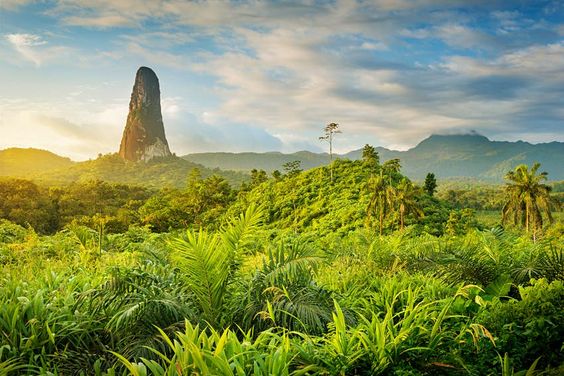 7 Negara yang Sepi dari Wisatawan, Apa Penyebabnya ya?