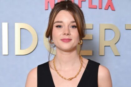Cara Claudia Jessie Pakai Ulang Outfit Red Carpet-nya!