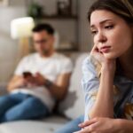 Tanda dan Cara Menanggapi Pasangan yang Silent Treatment