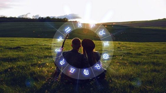 Bahaya Terlalu Percaya Zodiak untuk Hubungan Percintaanmu