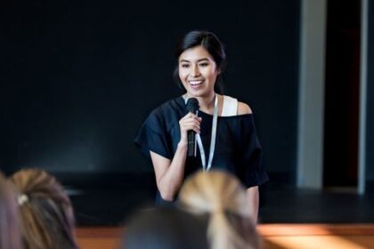 Cara Jitu Public Speaking untuk Pemula Anti Ngeblank, Yuk Catat!