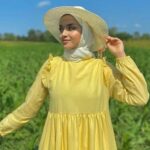 10 Pilihan Warna Hijab Untuk Baju Kuning