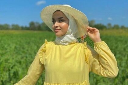 10 Pilihan Warna Hijab Untuk Baju Kuning