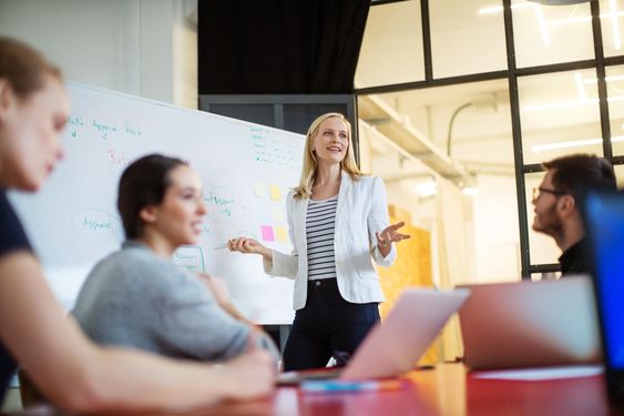 Tips Cerdas Jadi Pemimpin yang Tidak 'Micromanaging', Apa Saja?