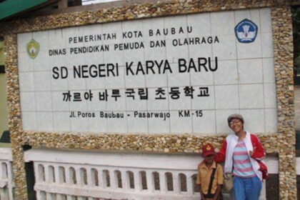 Suku Cia-Cia di Pulau Buton Indonesia Gunakan Aksara Korea
