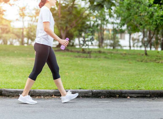 5 Aktivitas Harian Setara Jalan Kaki 30 Menit, Yuk Lakukan!