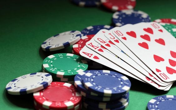 Perbedaan Antara Trading dan Judi, Jangan Mudah Tertipu!