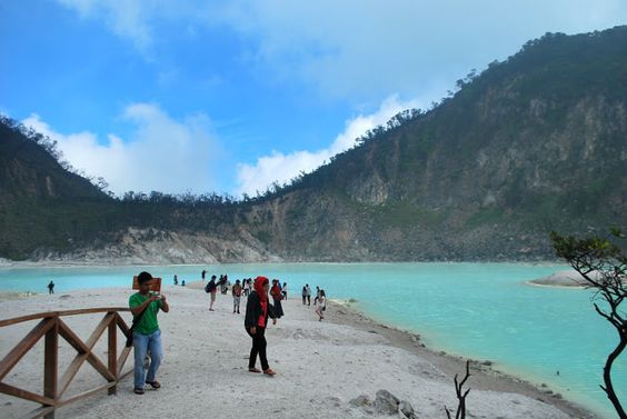 5 Rekomendasi Tempat Wisata di Bandung untuk Liburan Singkat