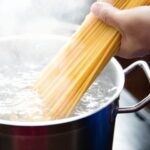 7 Manfaat Air Rebusan Pasta, Bisa untuk Menanak Nasi!