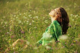 4 Latihan Pernapasan untuk Meredakan Stres, Yuk Lakukan!