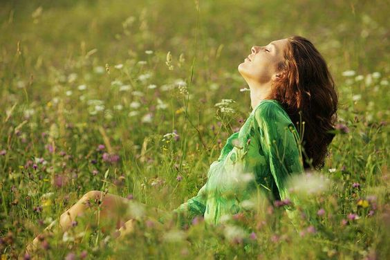 4 Latihan Pernapasan untuk Meredakan Stres, Yuk Lakukan!