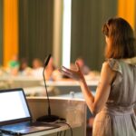 3 Tips Jitu Tidak Bertele-Tele saat Public Speaking