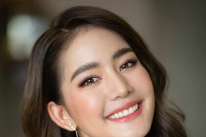 Tips Makeup Anti Luntur di Musim Panas, Jamin Tahan Keringat!