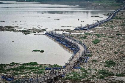 Deretan Fakta Kontaminasi Obat Demam di Sungai Citarum