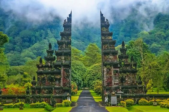 5 Alasan Anak Muda Pilih Tinggal di Bali daripada Jakarta