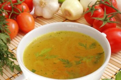 4 Tips Menyimpan Kuah Kaldu Agar Rasanya Tak Berubah