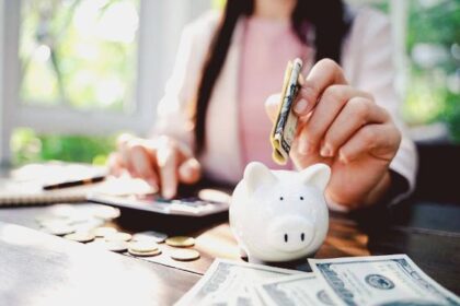 5 Tips Jitu Mengelola Keuangan Bagi Pekerja di Perantauan