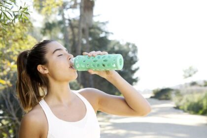 Asal Usul Aturan Minum 8 Gelas Sehari, Sudah Tahu?