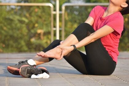Pertolongan Pertama ketika Kaki Keseleo, Jangan Asal Urut!
