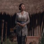 7 Selebriti Indonesia Hobi Pakai Kebaya, Ada Idolamu?