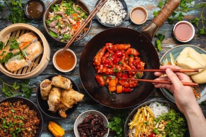 Mengenal Makna Mukbang, Bukan Makan Porsi Super Banyak!