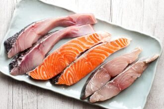 Menghitung Nutrisi Ikan Kembung dan Salmon, Mana Lebih Sehat?