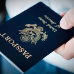 Perbedaan Antara Buku Paspor dan Kartu Paspor, Jangan Keliru!