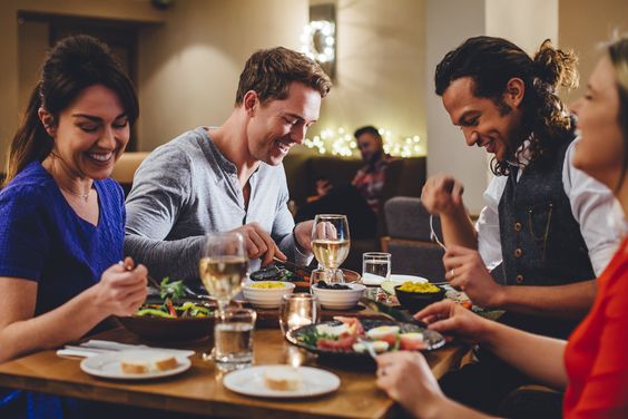 5 Kesalahan Makan Malam yang Harus Penderita Diabetes Hindari