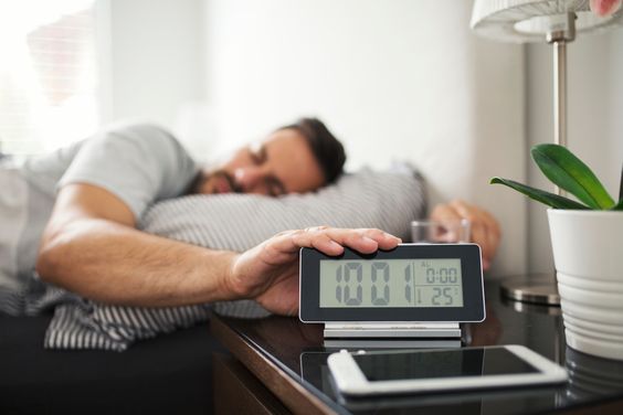 Penyebab Sulit Bangun Ketika Alarm Berbunyi, Sudah Tahu?