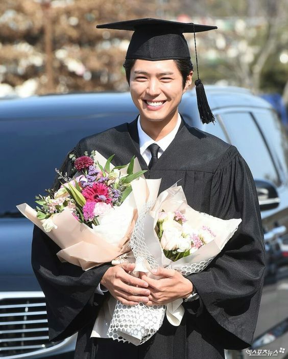 Deretan Aktor Korea yang Lulus dari Universitas Bergengsi