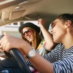 7 Etika Menumpang di Mobil Teman yang Wajib Kamu Tahu!