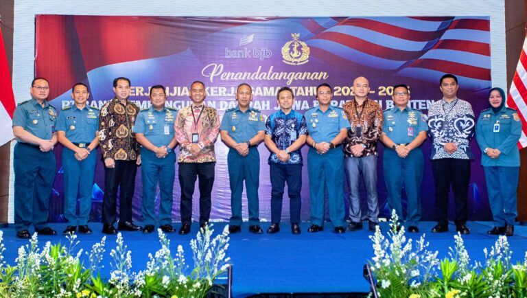 Perkuat Sinergitas, bank bjb Tandatangani PKS Penggunaan Produk dan Jasa Layanan Perbankan dengan TNI Angkatan Laut